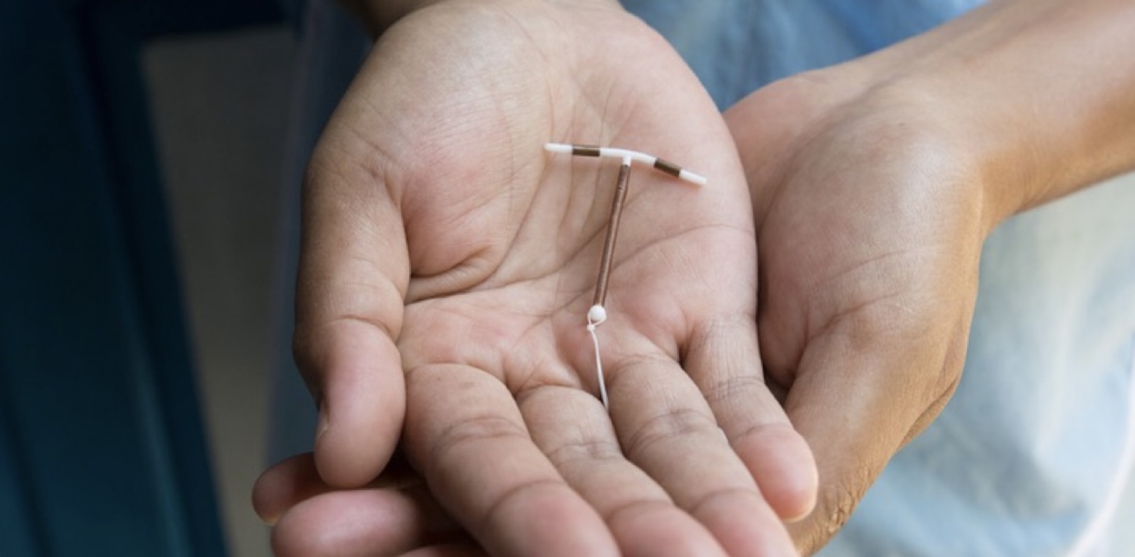 Mulheres relatam dor na colocação do DIU, mas método contraceptivo cresce entre brasileiras