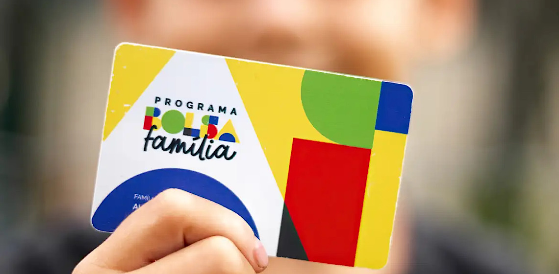 Proposta do Orçamento de 2025 prevê corte de recursos para o Bolsa Família