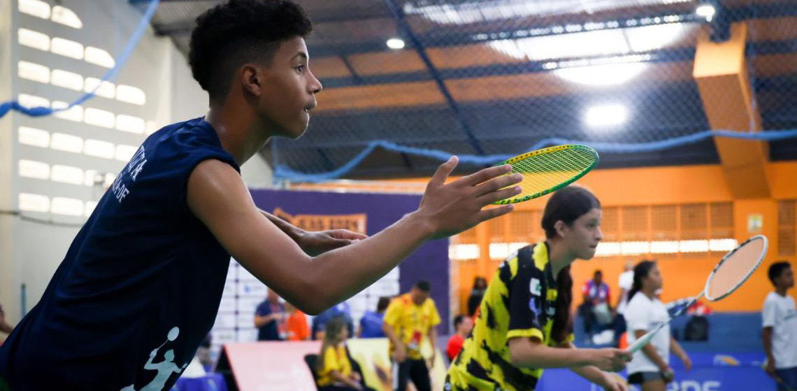 Badminton estreia nos JEBs com a participação de alunos de escolas públicas do DF