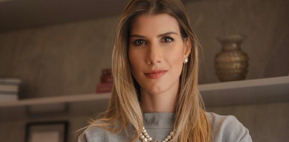 Quem é a advogada que conquistou liminar no STF para garantir diferenciação de gênero na aposentadoria de mulheres policiais?