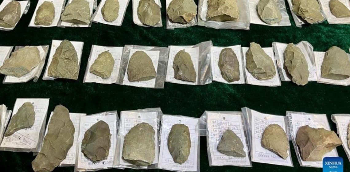 Mais de 90.000 artefatos de pedra neolíticos são descobertos no nordeste da China