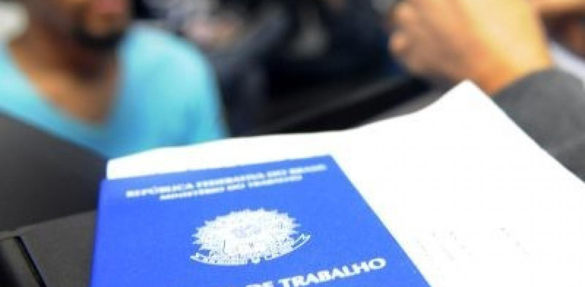 Mais de 1.080 vagas de emprego estão abertas nas agências do trabalhador