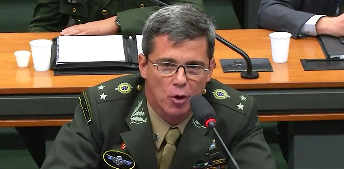 General enviou carta golpista a chefe do Exército, e medo de Bolsonaro abafou punição