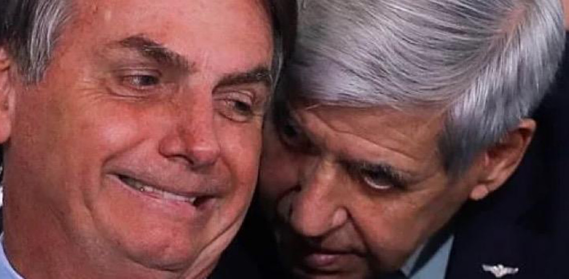 Bolsonaro admite pedir refúgio em embaixada para evitar prisão por trama golpista
