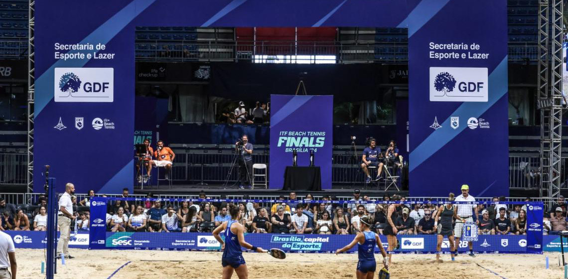 Brasileiros são finalistas e decidem título inédito do ITF Beach Tennis Finals em Brasília
