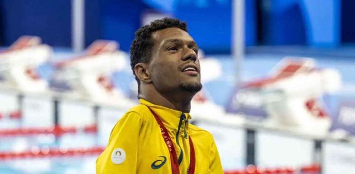 Brasil tem ano paralímpico dourado e dita moda na capital francesa