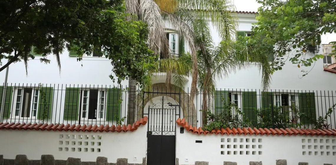 Casa usada em gravações de “Ainda Estou Aqui” atrai fãs e curiosos
