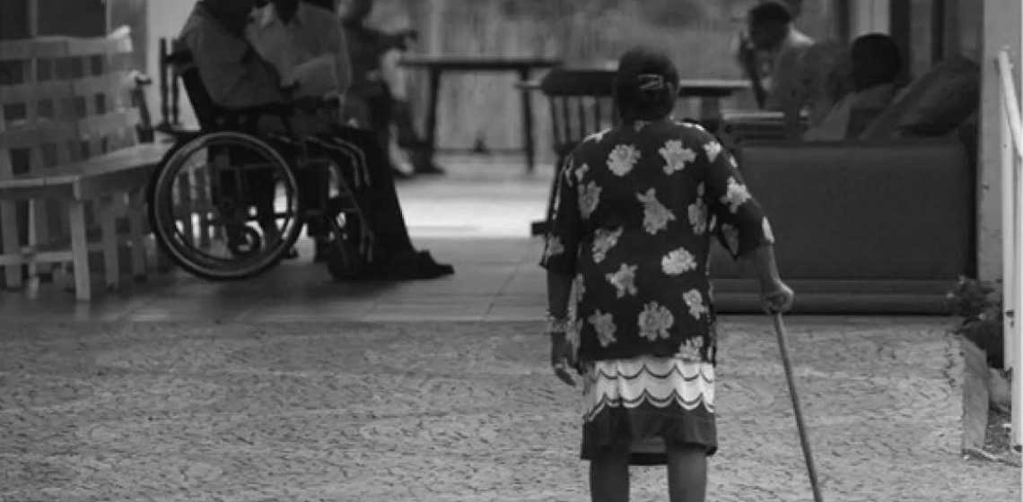 Teste é capaz de prever risco de queda de idosos 6 meses antes