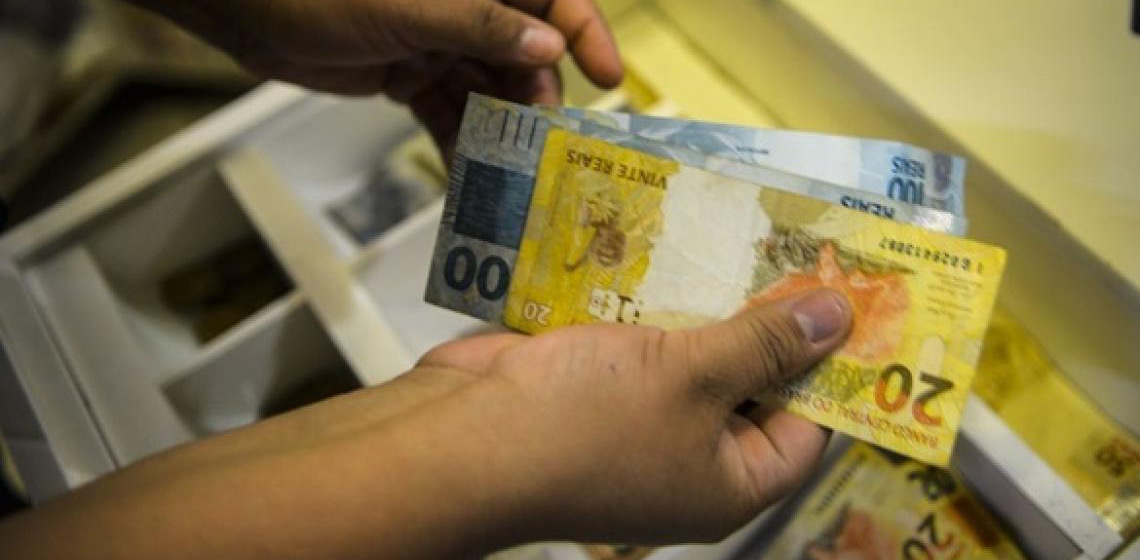 CNC diz que bets causaram perdas de R$ 103 bilhões ao varejo em 2024