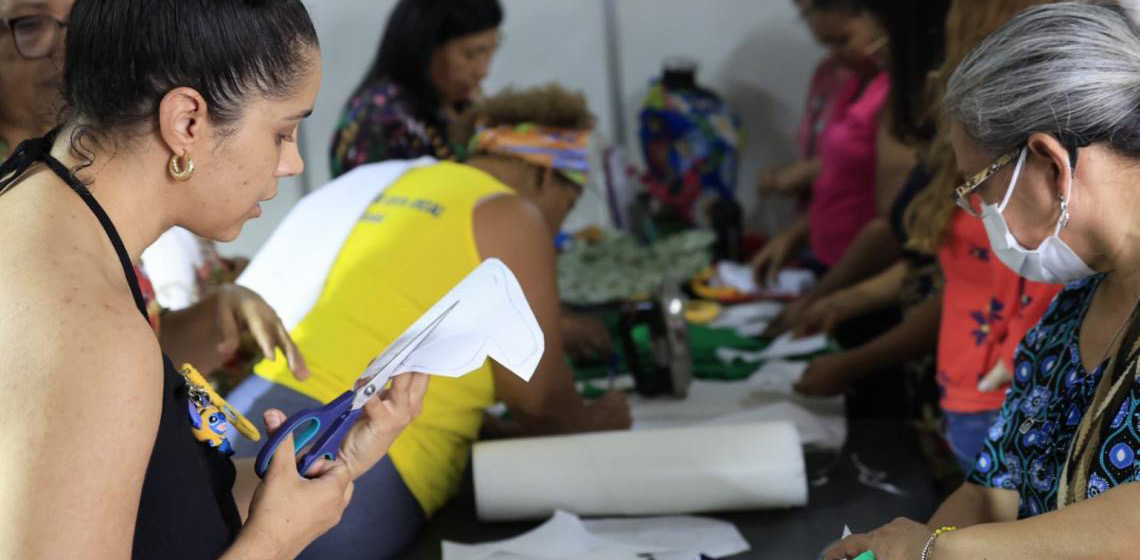 Projeto Olhar para o Futuro oferece oficinas profissionalizantes para mulheres