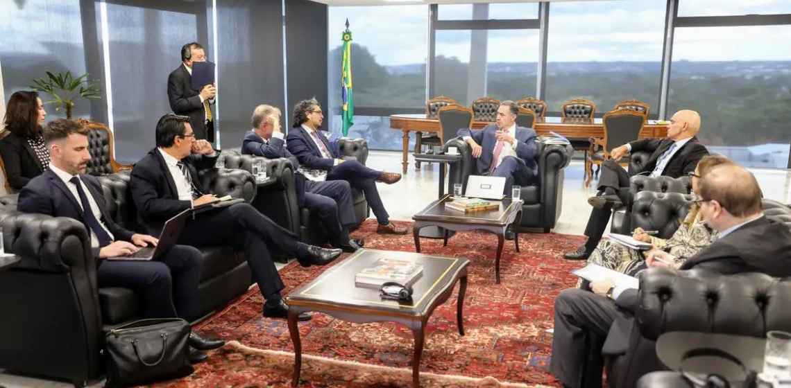 Delegação da OEA visita STF e discute liberdade de expressão no Brasil