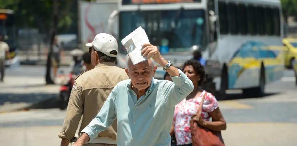 Entenda o nível 4 de calor e como se proteger da alta temperatura