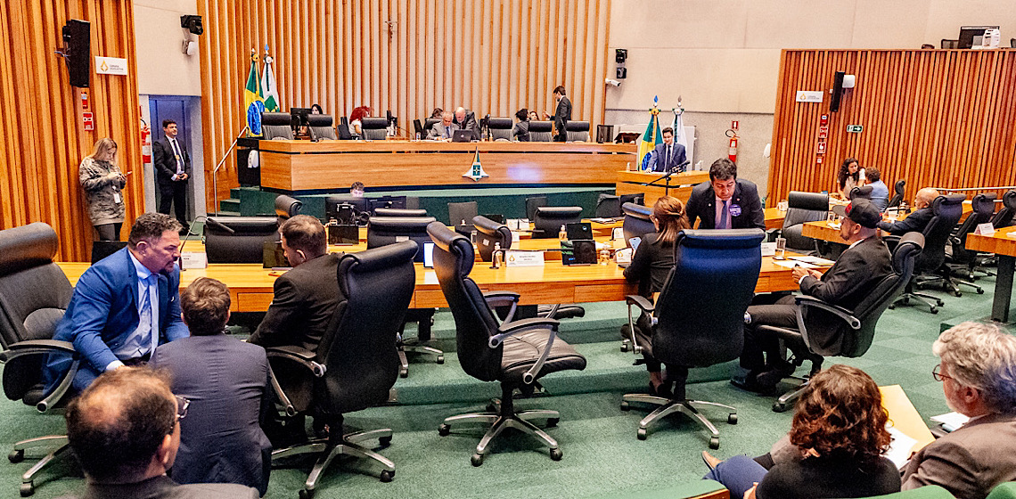 Distritais reprovam ex-presidente do Iges assumir Secretaria de Saúde do DF 