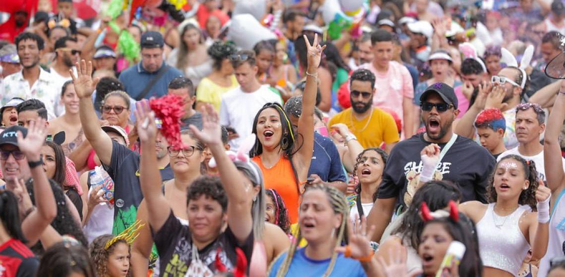 Especialista sugere dicas para proteger audição e voz no Carnaval