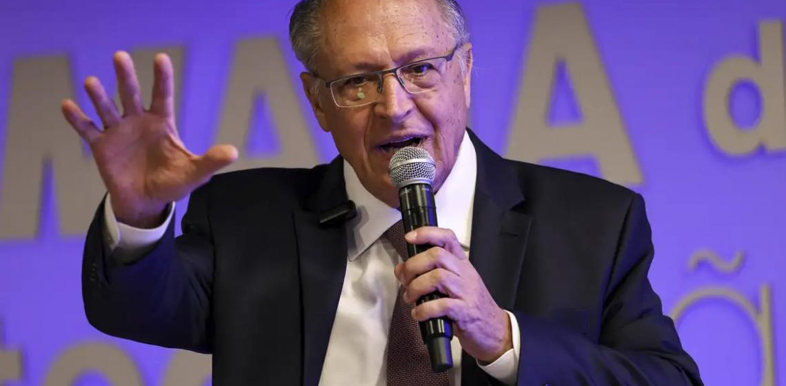 Alckmin discute exportações brasileiras com secretário dos Estados Unidos