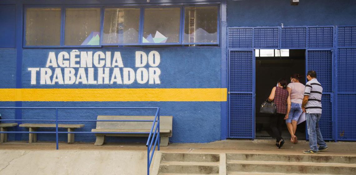 Agências do trabalhador têm vagas de emprego com salários de até R$ 4,5 mil