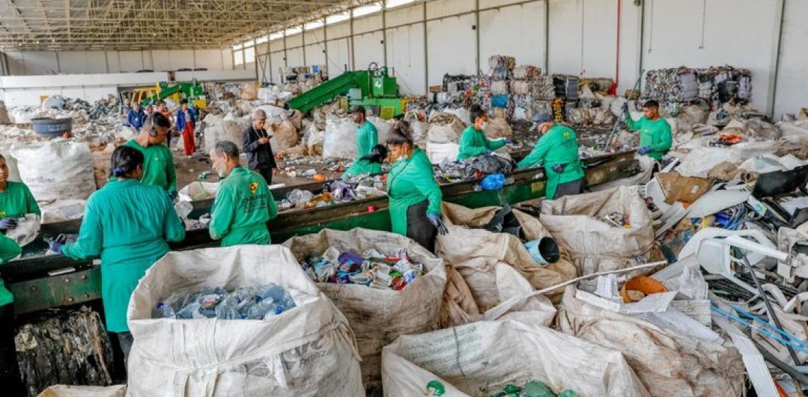 BNDES lança iniciativa para fortalecer cooperativas e ampliar renda de catadores