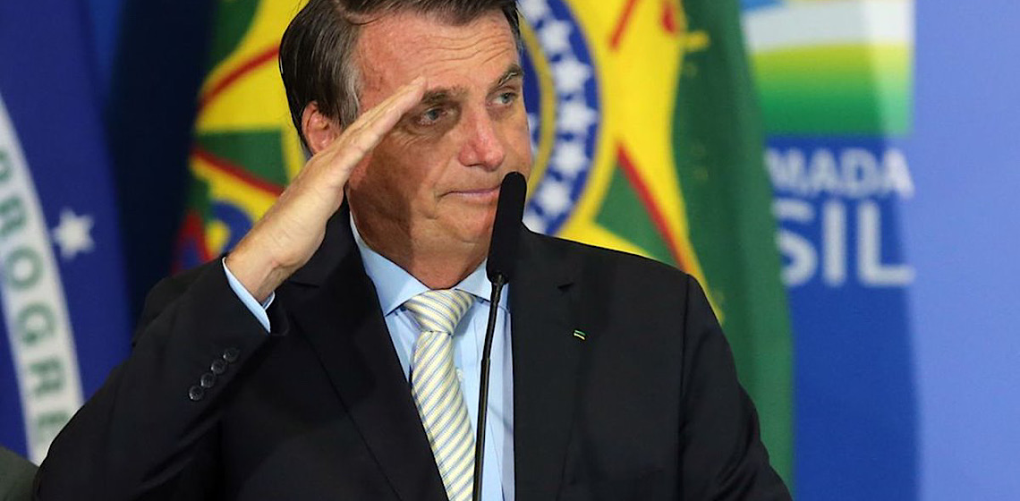 Bolsonaro usa ato por anistia para mandar recados em caso de prisão e diz deixar lideranças na direita