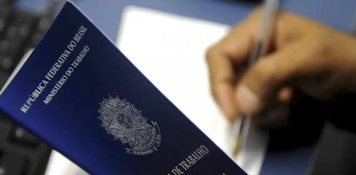 Início de semana com mais de 700 vagas de emprego disponíveis no DF