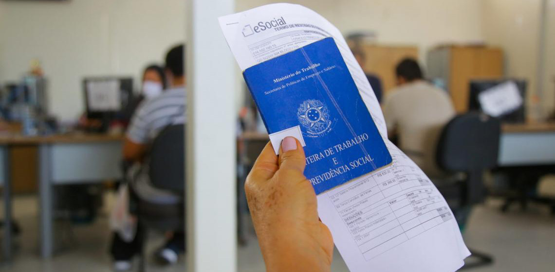 Agência do trabalhador têm 808 vagas abertas nesta terça-feira 18