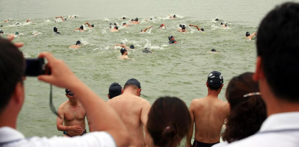 Aulão gratuito de natação no Lago Paranoá celebra, no sábado 22, o Dia Mundial da Água