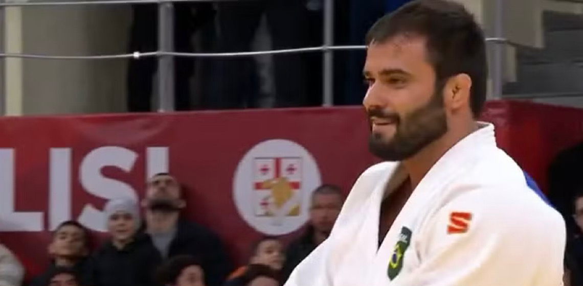 Rafael Macedo conquista bronze em Grande Slam de judô na Geórgia