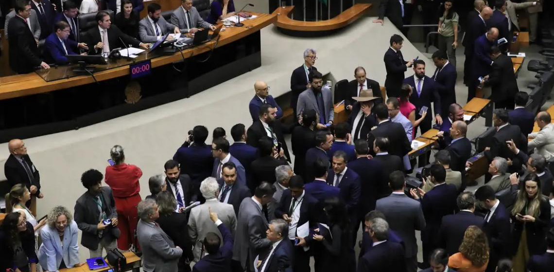 Câmara dos Deputados aprova Lei da Reciprocidade Comercial e texto vai à sanção