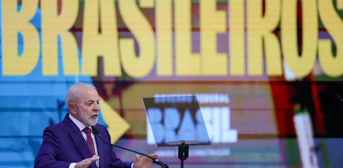 Governo antecipa 13º de aposentados do INSS para abril e maio 