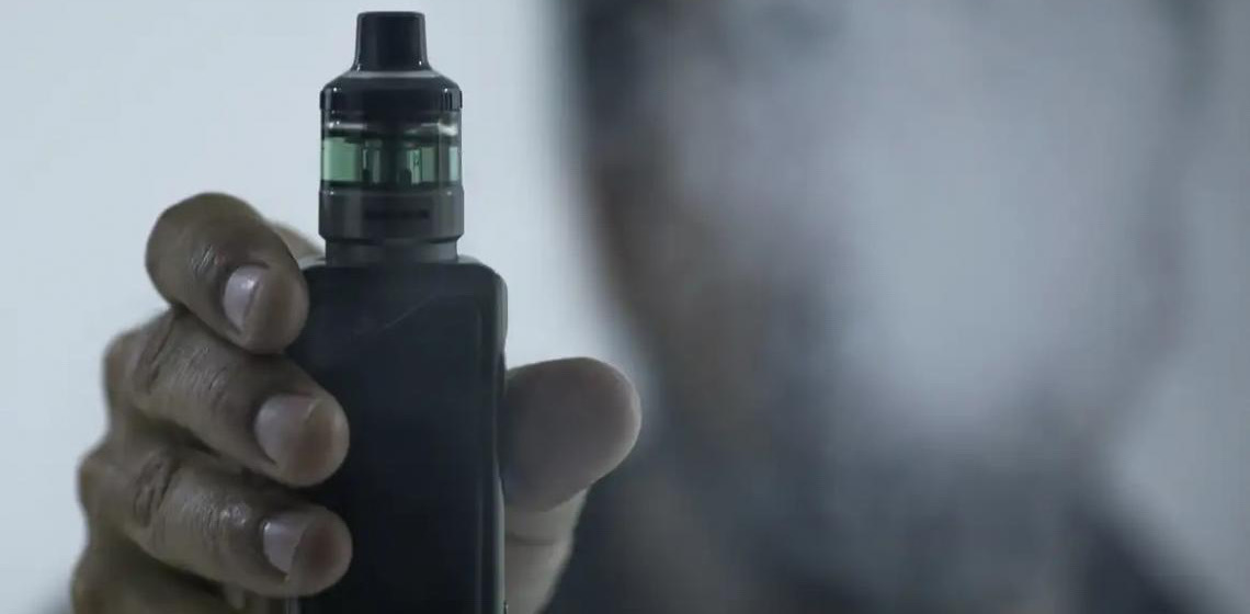 Governo dá 48 horas para Youtube, Tiktok e Instagram removerem anúncios de cigarro eletrônico