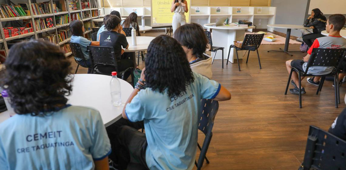 Projeto no DF transforma escola pública em referência no enfrentamento à depressão entre jovens