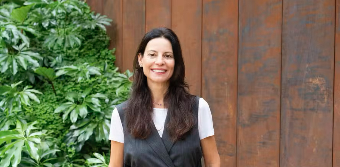 Paula Azevedo, a presidente de Inhotim, lida com onças e busca verba além da Rouanet