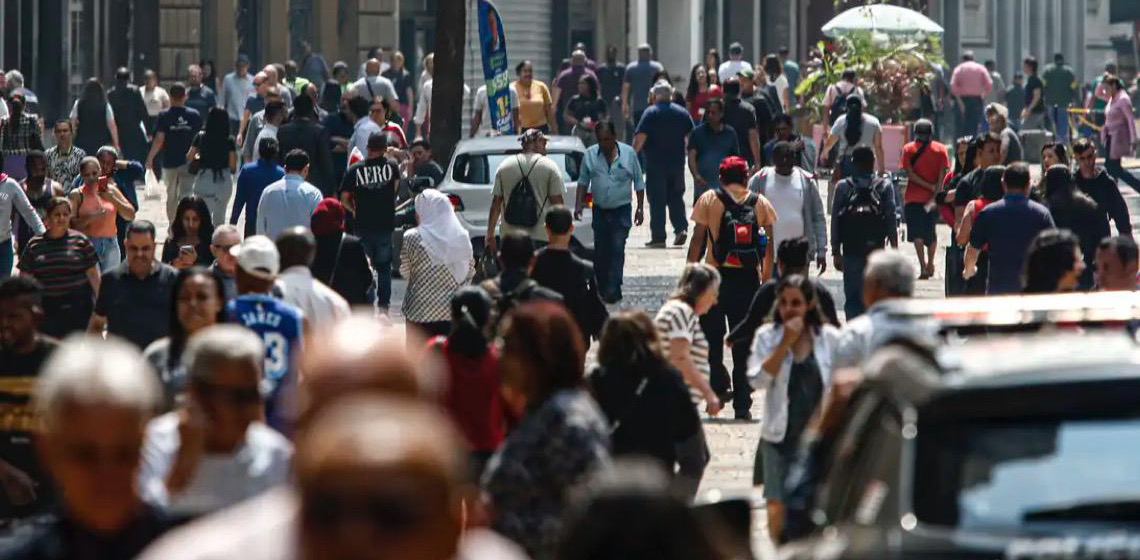 Brasil sobe cinco posições no ranking do IDH e está na 84ª colocação 