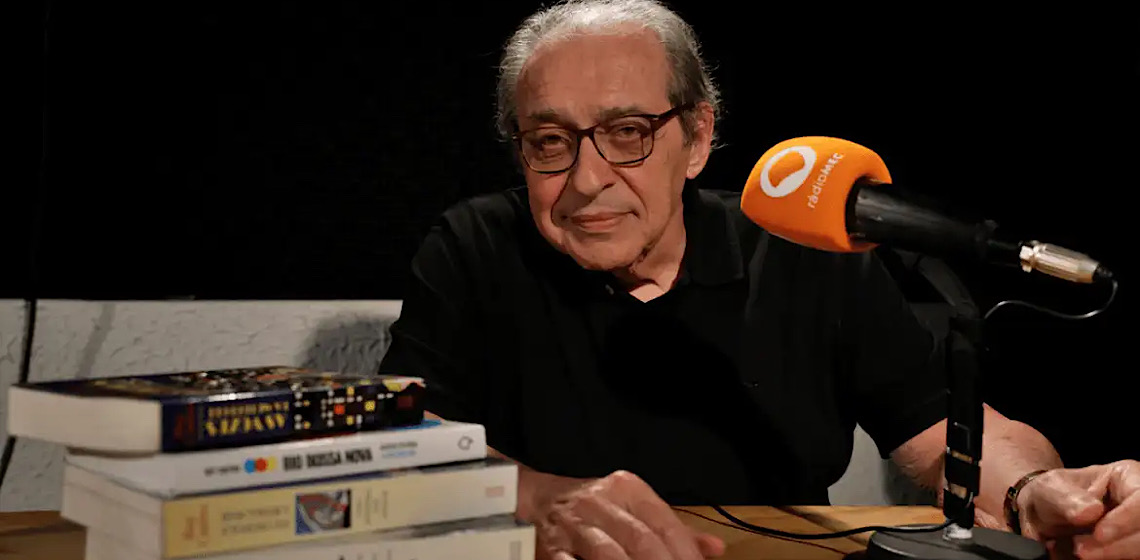 Bienal 2025 terá parque literário e homenageará o escritor Ruy Castro 