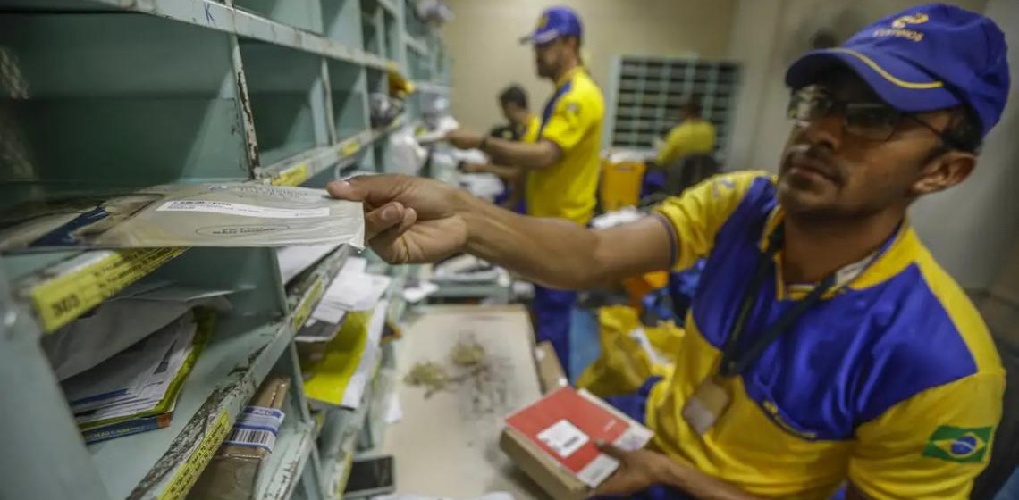 Após prejuízo de R$ 2,6 bilhões, Correios divulgam plano para cortar R$ 1,5 bi em despesas