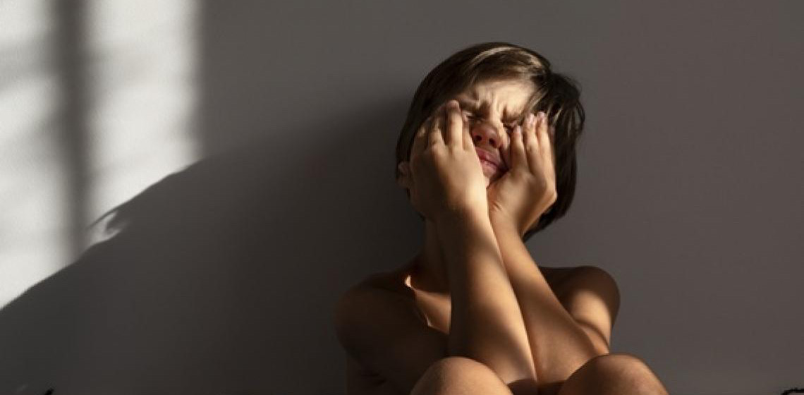 Violência sexual infantil atinge 1 em cada 5 mulheres no Brasil, diz estudo