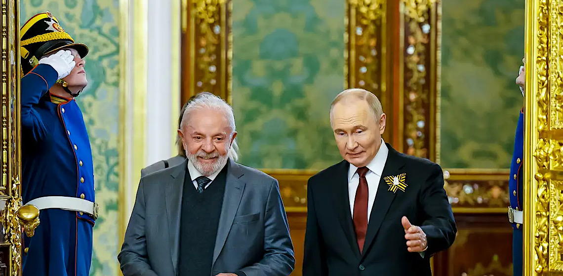 'Ô, companheiro Putin, vá negociar, porra', diz Lula ao tentar convencer russo a ir à Turquia