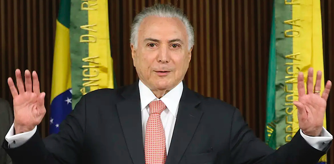 Temer articula grupo com governadores de direita e é criticado por clã Bolsonaro