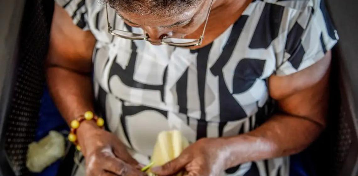 SUS passa a oferecer tratamento com donepezila para casos graves de Alzheimer