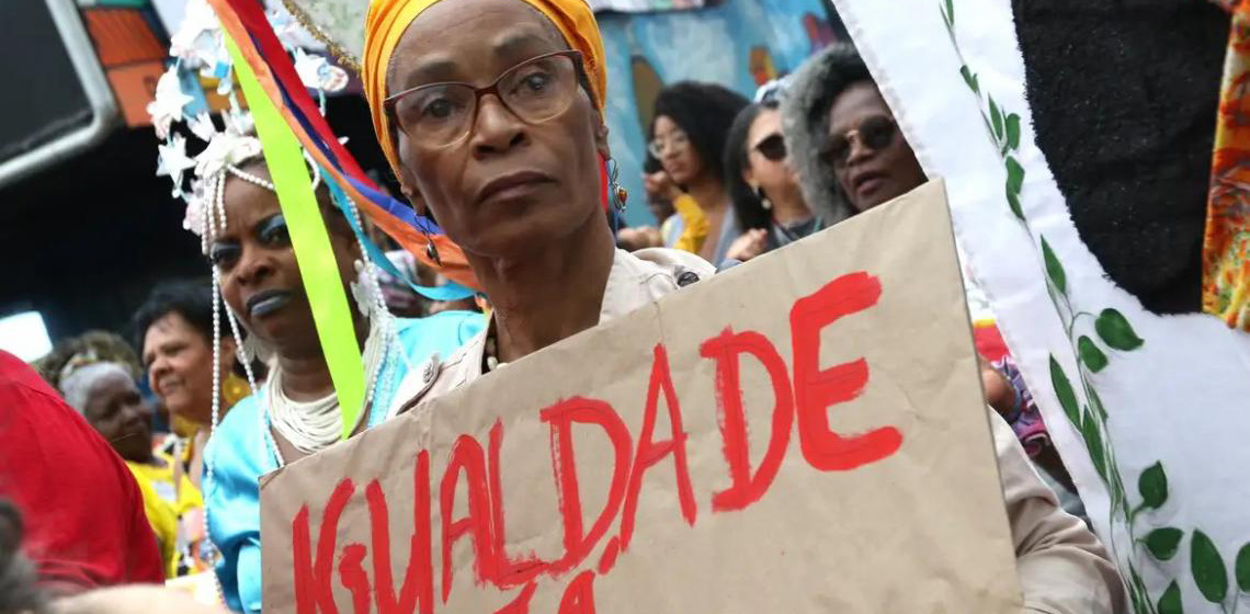 Quase 85% da população preta afirma ter sofrido discriminação racial