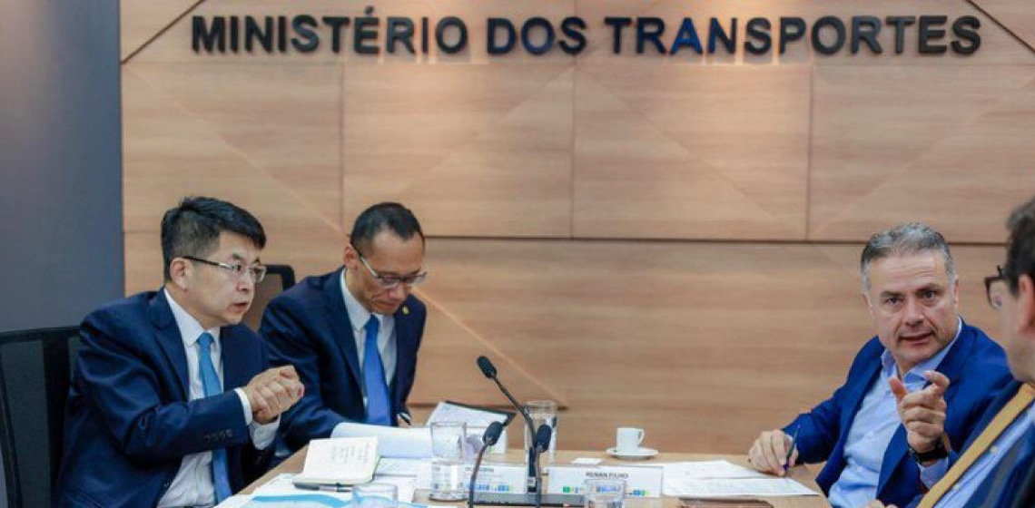Brasil impulsiona agenda ferroviária com a China para ampliar rota de exportação
