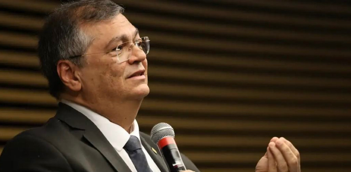 Flávio Dino diz que não cabe ao Judiciário redesenhar sistema tributário