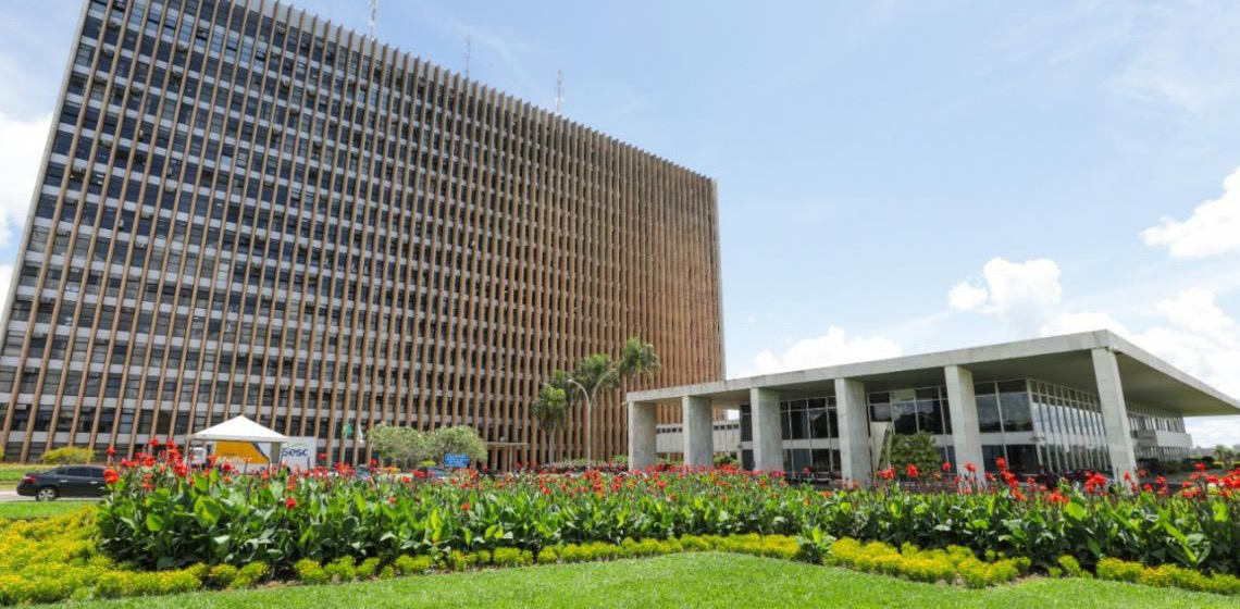 Governo do Distrito Federal vai propor acordos para recuperar grandes dívidas