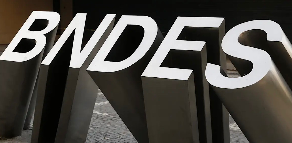BNDES recusou R$ 806 milhões em créditos a donos de terra que desmatam 