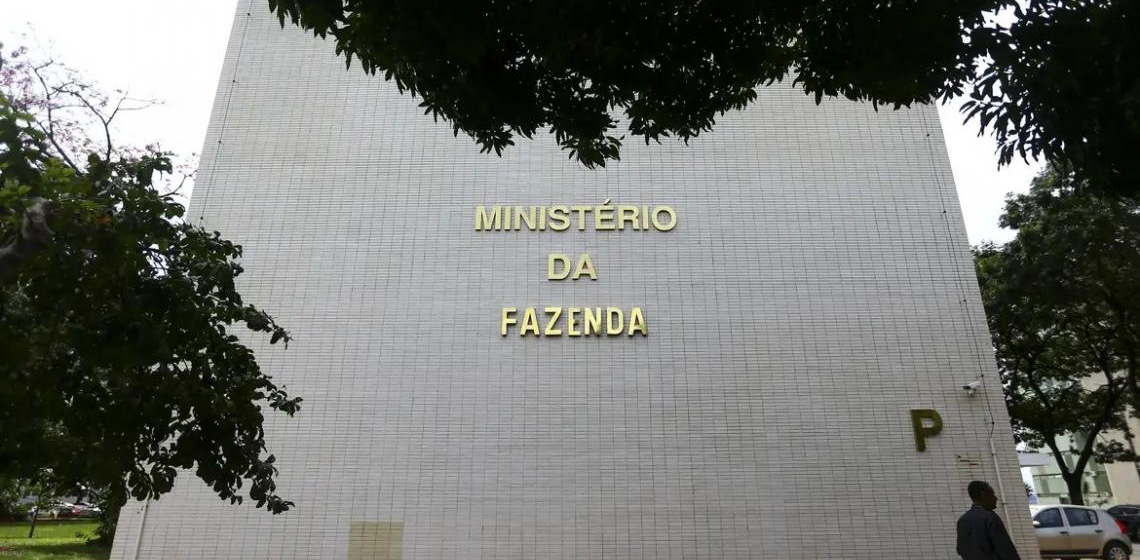 Governo publica conjunto de medidas alternativas ao IOF; veja mudanças