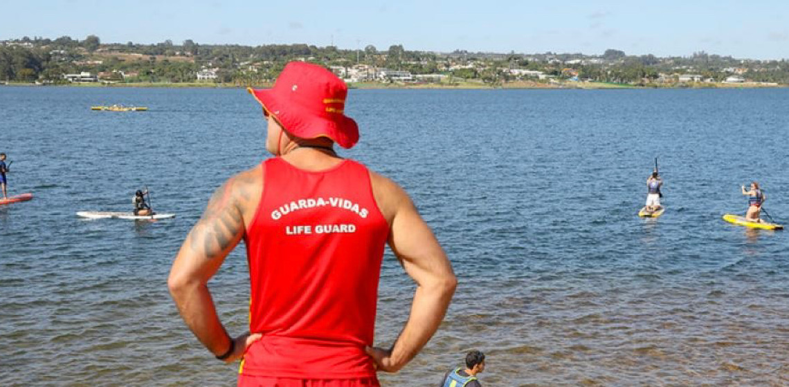 Bombeiros do DF reforçam segurança no Lago Paranoá com novos postos de socorro