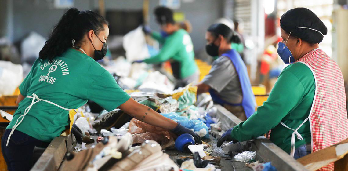 Com 58 mil toneladas de lixo processadas em 2024, DF amplia coleta seletiva em 222% desde 2020