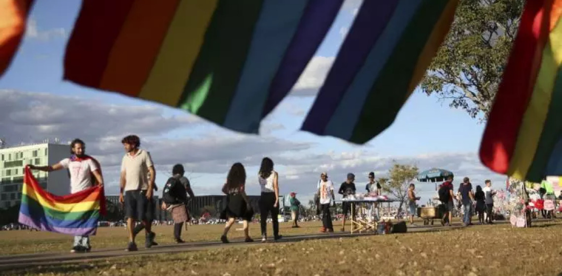 Conheça as bandeiras da comunidade LGBTQIA+ e seus significados