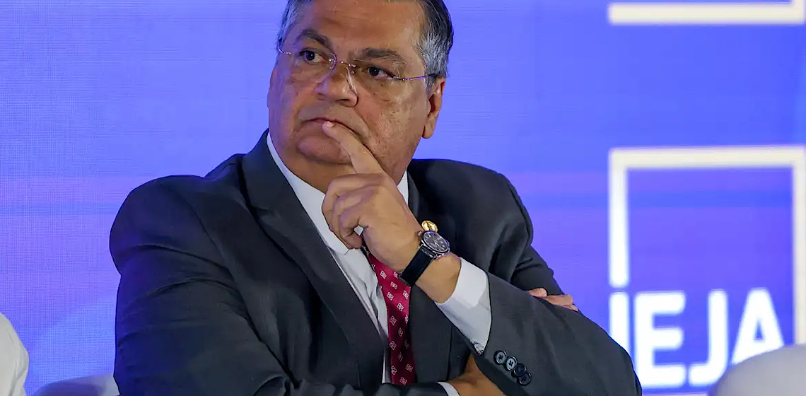 Dino nega culpa por atraso em emendas após Alcolumbre e Motta cancelarem ida ao STF