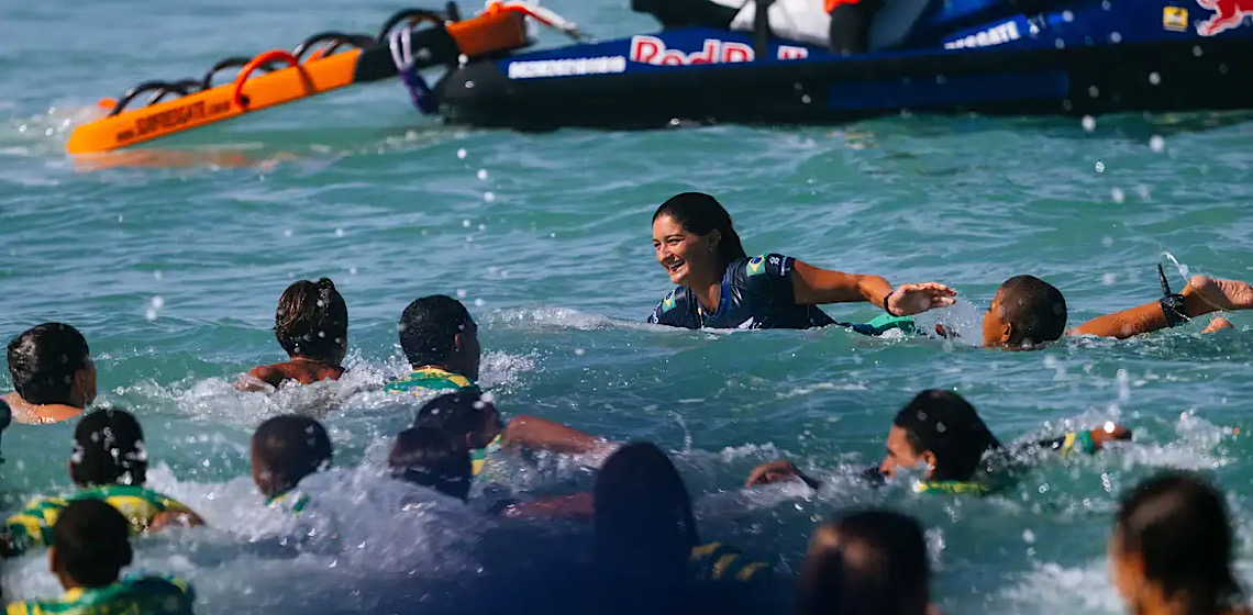 Luana Silva para em australiana e é vice-campeã em Saquarema 