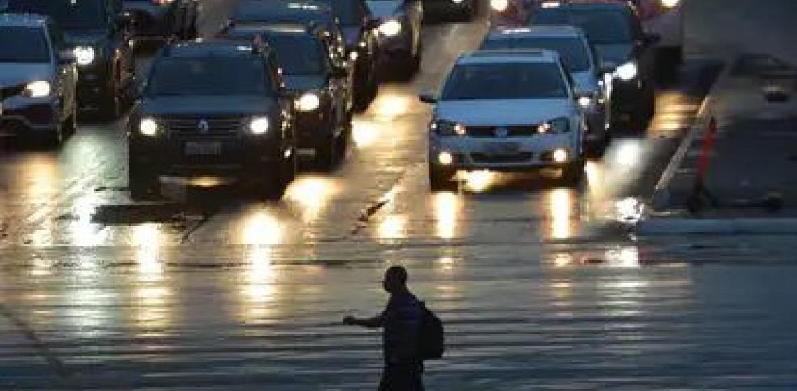 Comparativo: Carro elétrico emite 2,5 vezes mais CO₂ do que movido a biometano
